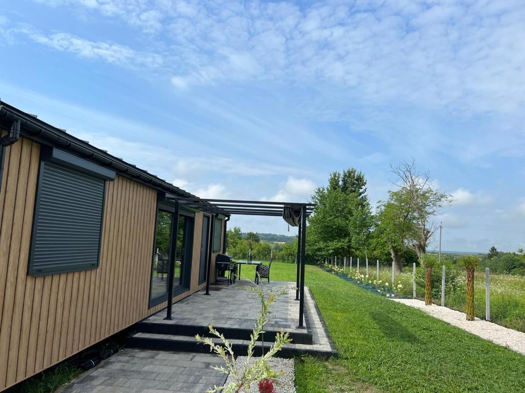 Holiday home Okale *